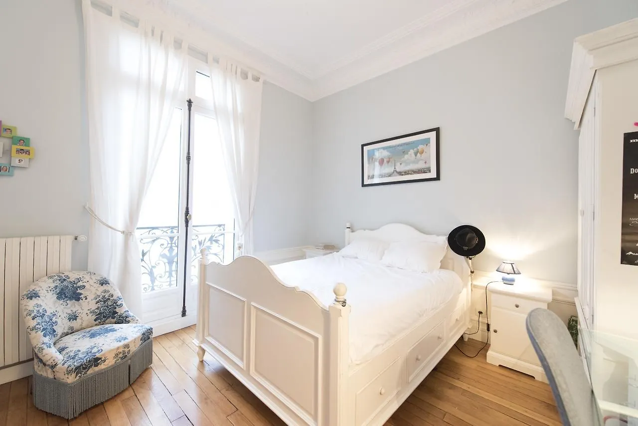 Veeve - Duplex Near Trocadero Apartment Paris