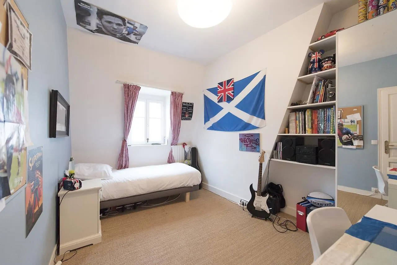 Apartmán Veeve - Duplex Near Trocadero Paříž 0*,  Francie