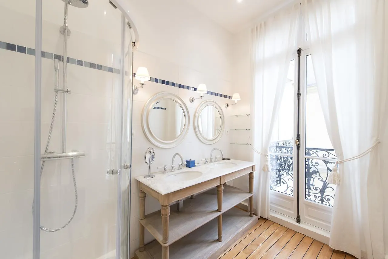 Apartmán Veeve - Duplex Near Trocadero Paříž